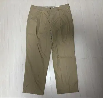 LL Bean 베이지 스트레이트 레그 클래식 핏 플리츠