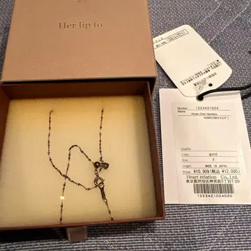 Herlipto Petal chain necklace