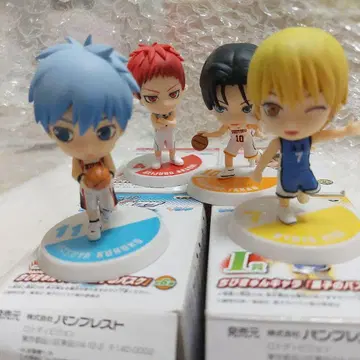 쿠로코의 농구 피규어 4체 세트