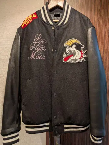 몹스타일스 한정판 MOBSTYLES TEAM STADIUM JACKET