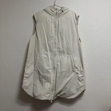ZARA 후드 부착 다운 베스트 베이지