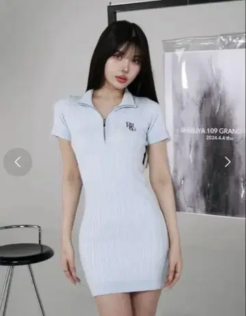 다리치 로고 케이블 니트 미니 원피스