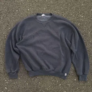 90s 00s Russell athletic blank sweat
