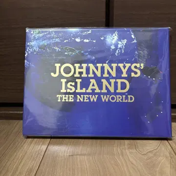 JOHNNY'S ISLAND THE NEW WORLD