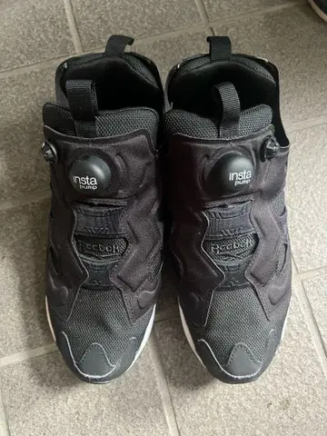 Reebok 인스타펌프 퓨리 블랙