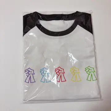 A! group 데뷔 투어 티셔츠
