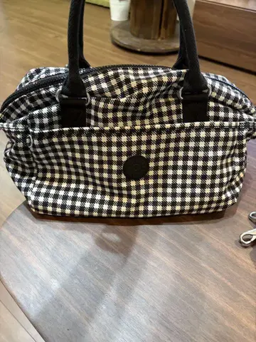 Kipling 체크 무늬 핸드백 숄더 포함