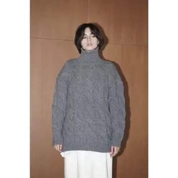 새상품 CLANE BIG CABLE OVER KNIT TOPS