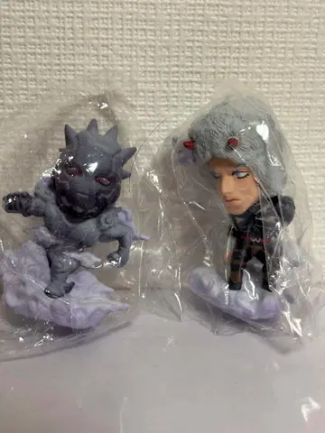 죠죠의 기묘한 모험 캐릭터 히어로즈 웨더 리포트 2체 세트