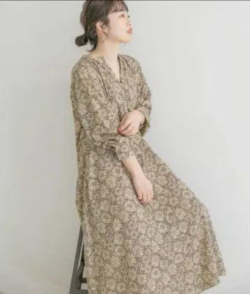 어반 리서치 아이템즈 꽃무늬 래글런 원피스 Free 원피스