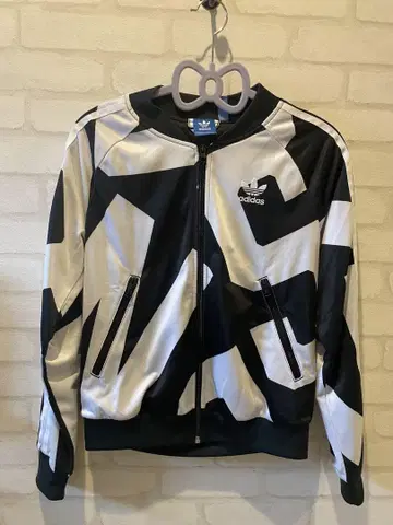 adidas 지오메트릭 기하학 패턴 트랙 자켓