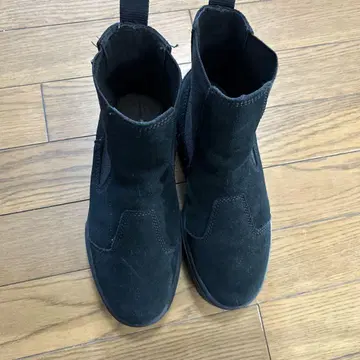 PUMA 블랙 사이드 고어 부츠