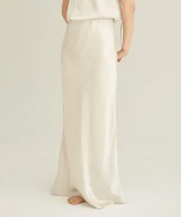 이 나프 ENOF ace long skirt 화이트