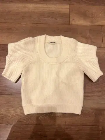 THE TOE Moussaka Crop Knit