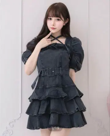 Pium 티어드 프릴 미니 원피스 블랙 데님 피