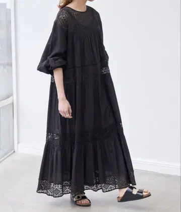 spick&span 스픽 앤 스팬 레이스 절개 티어드 원피스