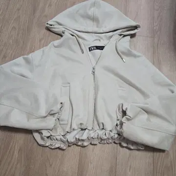 ZARA 후드 부착 아이보리 후드티 자켓