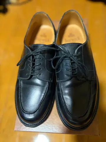 Berwick 버윅 4477BCVIBK UK6.5 ( 25.5cm )
