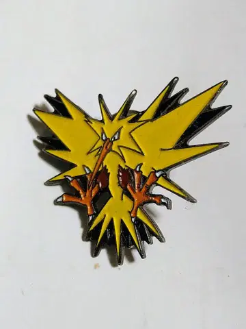 포켓몬 썬더 몬스터볼 배지 핀 배지 PINS 핀즈
