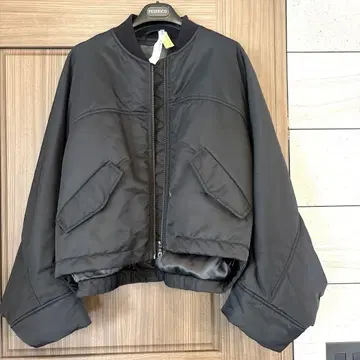 크리스찬 와이난츠 블루종