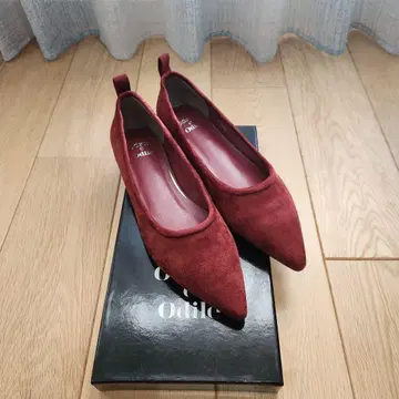 미사용 새상품 스틸레토 플랫슈즈 ODETTE E ODILE