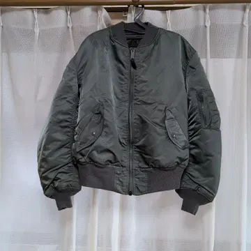MA-1 플라이트 자켓 올리브 그린