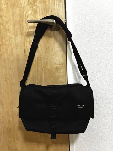 CRUMPLER Black Flock of Horror