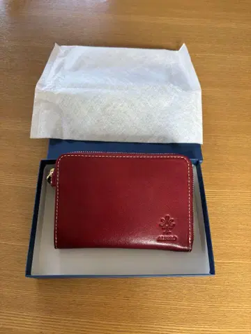 알베로 가죽제 빨간색 이단 접이식 지갑