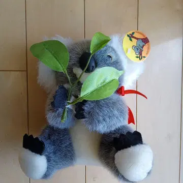 코알라 봉제 인형 잎사귀 포함