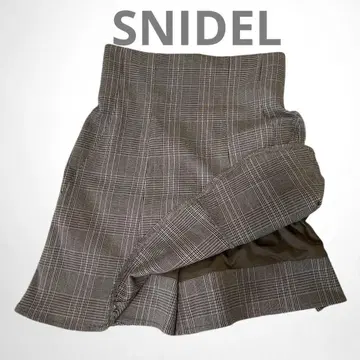 SNIDEL 체크 무늬 미니 플레어 스커트 M 사이즈