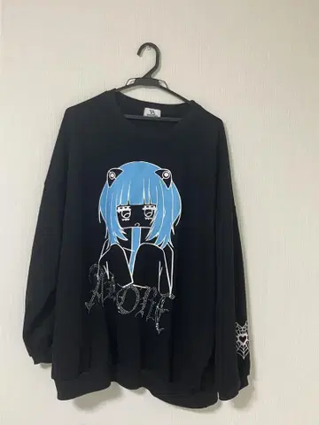 볼칸 큐빅 BLUEGIRL 맨투맨
