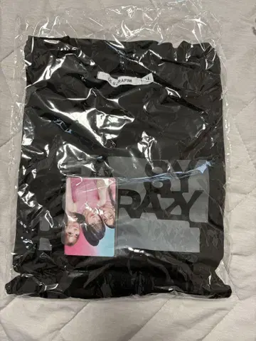 르세라핌 EASY CRAZY HOT JP S/M 사이즈