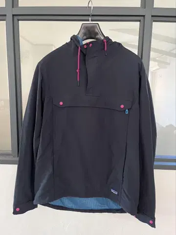 새상품급 patagonia 마운틴 후드티 M 다크 네이비 네이비