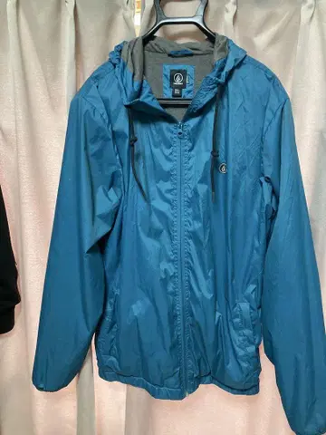 Volcom 후드 부착 나일론 자켓 파랑