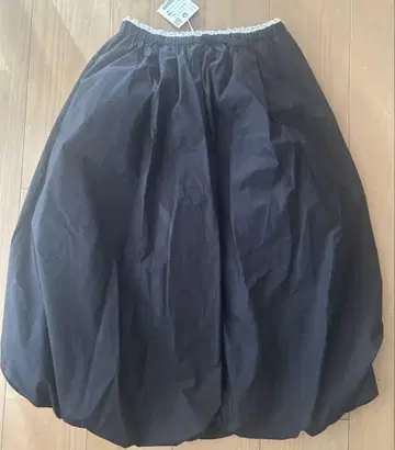 ZARA 레이스 벌룬 미디 스커트 새상품 자라