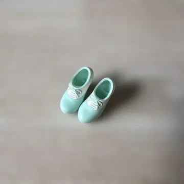 네오 브라이스 민티 매직 펌프스 신발