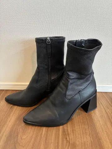[ 새상품급 ] 26cm ZARA 가죽 천연 가죽 앵클부츠