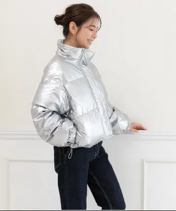 [ 새상품 ] PREFERIR 메탈릭 충전솜 블루종 숏코트 실버