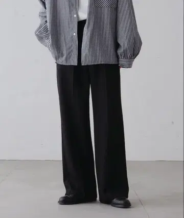 블랙 와이드 팬츠