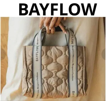 BAYFLOW 로고 테이프 퀼팅 토트