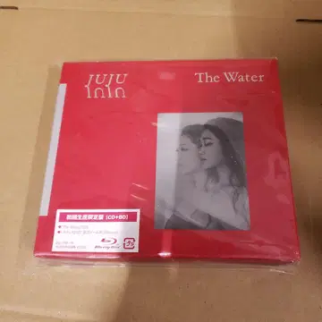 The Water 초회 생산 한정판 [ CD+Blu-ray ]