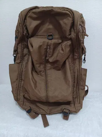 브라운 폴리에스테르 백팩 약 53cm x 32cm x 21cm