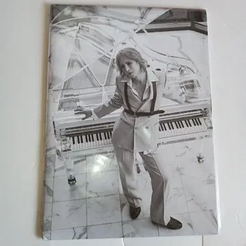 YOSHIKI 비주얼 포토 컬렉션