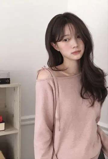 SLOWAND 사이드 스트랩 오프숄더 니트
