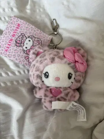 산리오 곰갸루 키티 봉제 인형 키링 레오파드 무늬 정품