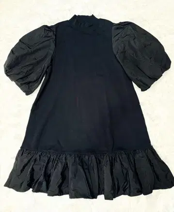 ZARA 할로윈에 사용하기 좋은 칠흑의 원피스 L