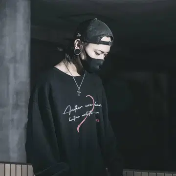 DEXCORE 맨투맨