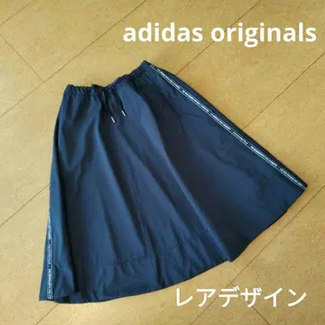 레어 adidas originals 네이비 플레어 스커트