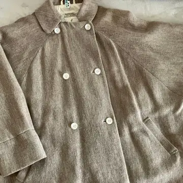 클리닝 완료 Veritecoeur 린넨 울 트라페즈 라인 숏코트