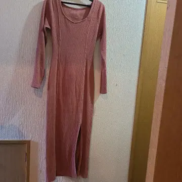 리브 편직 긴팔 롱 원피스 핑크